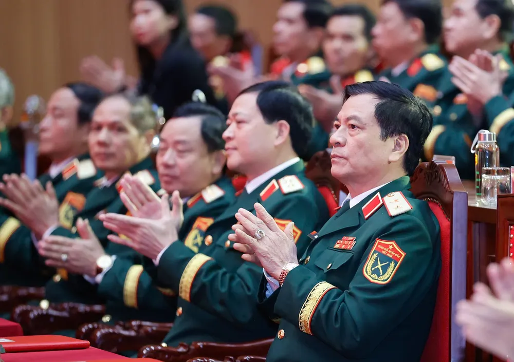 Thu tuong lam viec HV Quoc phong 6.jpg