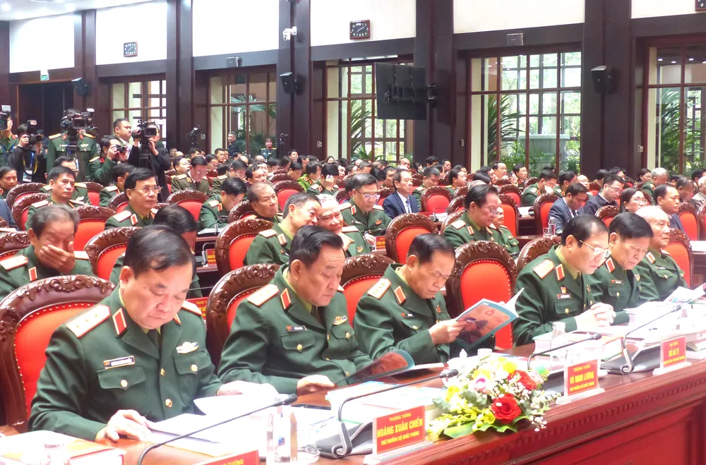 Anh HT khoa hoc 80 nam QDNDVN 4.JPG