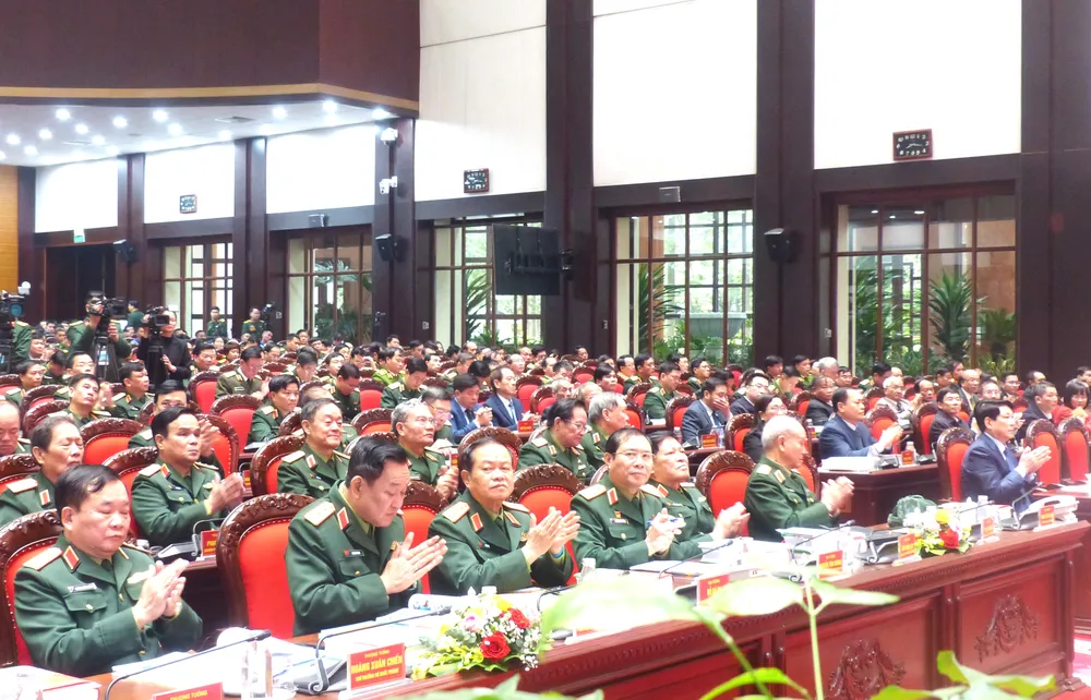 Anh HT khoa hoc 80 nam QDNDVN 6.JPG