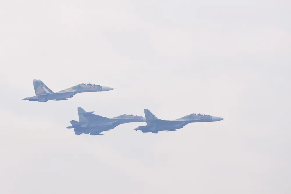 Tong duyet Trien lam QPVN 6.JPG