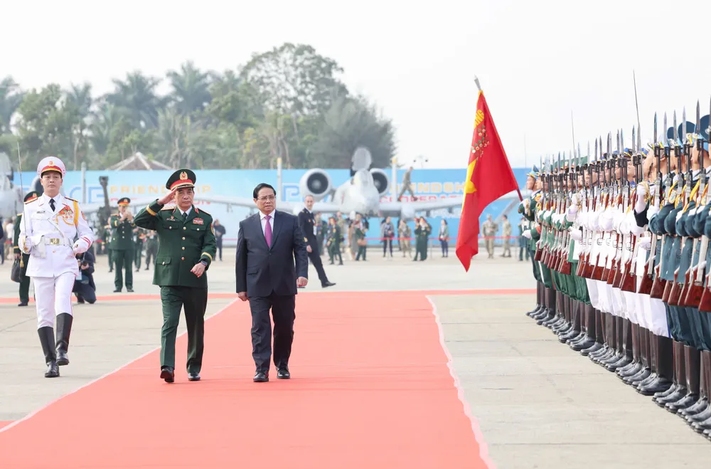 Anh Khai mac TLQP 3.jpg