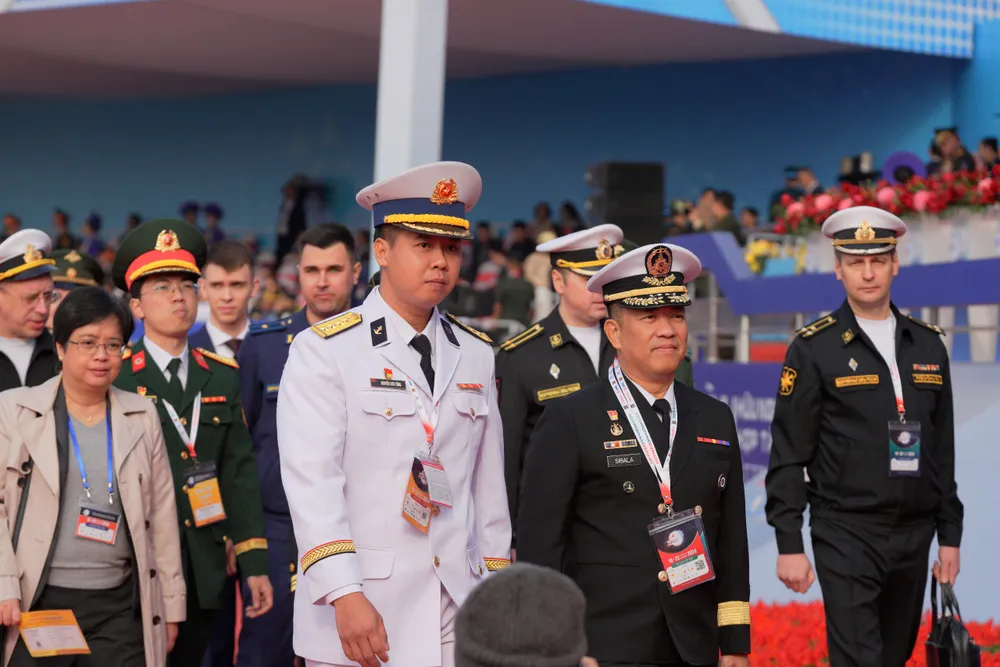 Anh Khai mac TLQP 7.jpg