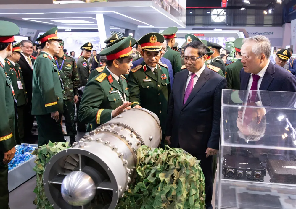 Hang khong vu tru Viettel 1.jpg