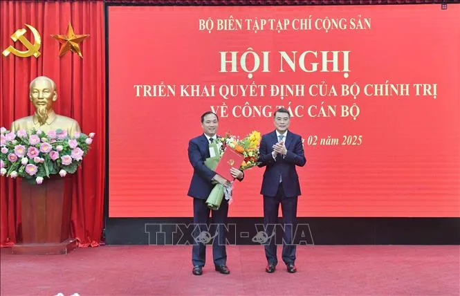 TBT Tap chi Cong san - Anh TTXVN.jpg