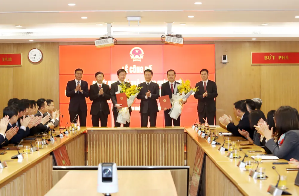 Lanh dao Bo KHCN 2.jpg