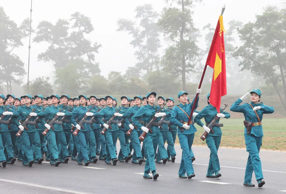 Doi hinh hop luyen 2.jpg