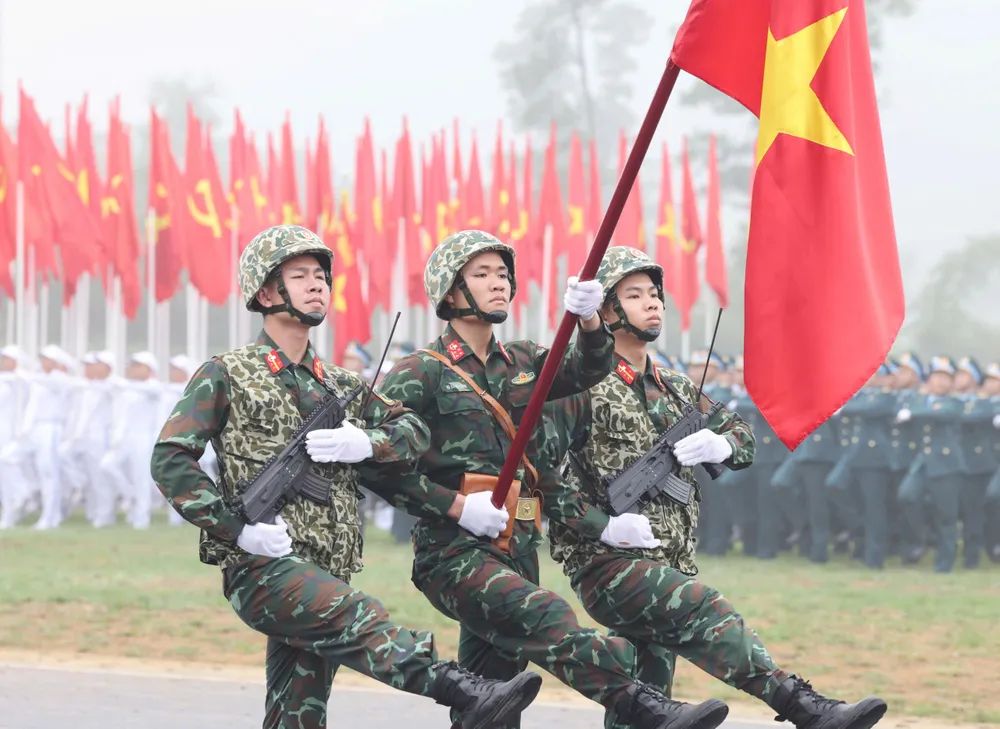 Doi hinh hop luyen 3.jpg