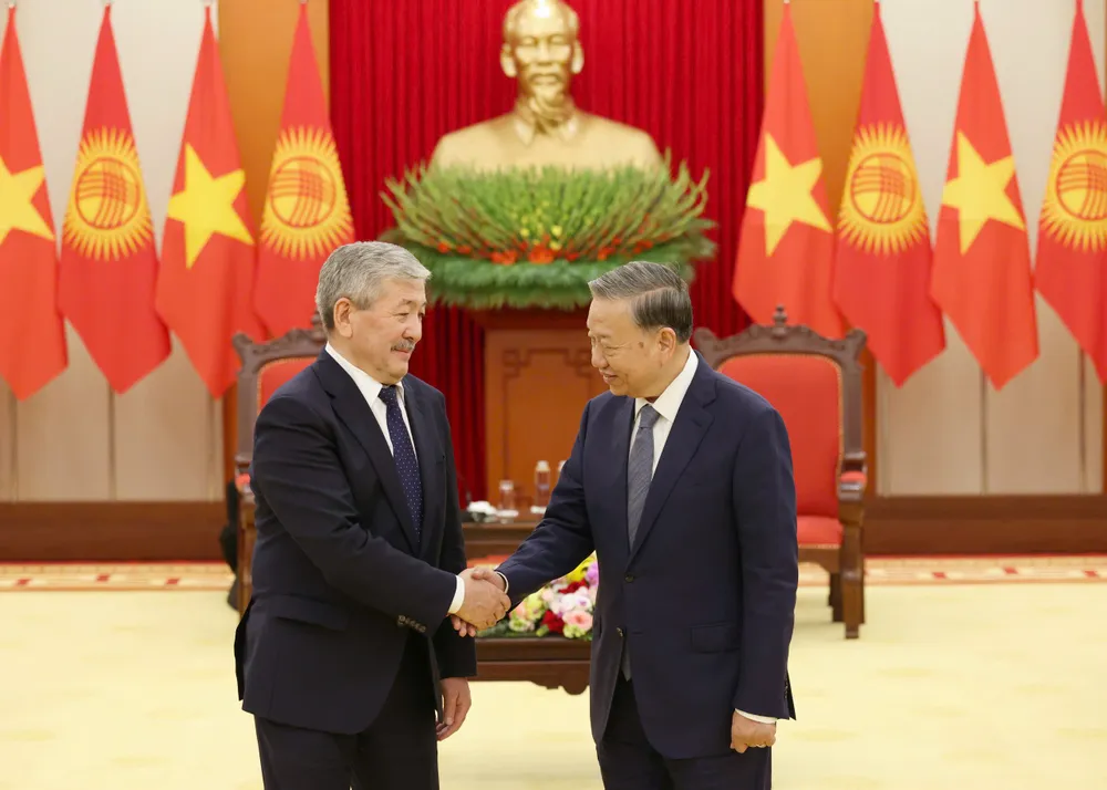 TBT tiep Kyrgyzstan 2.jpg