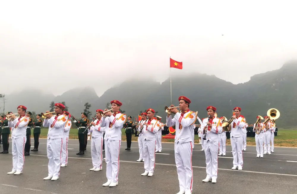 Anh Hop luyen BQP 19.jpg