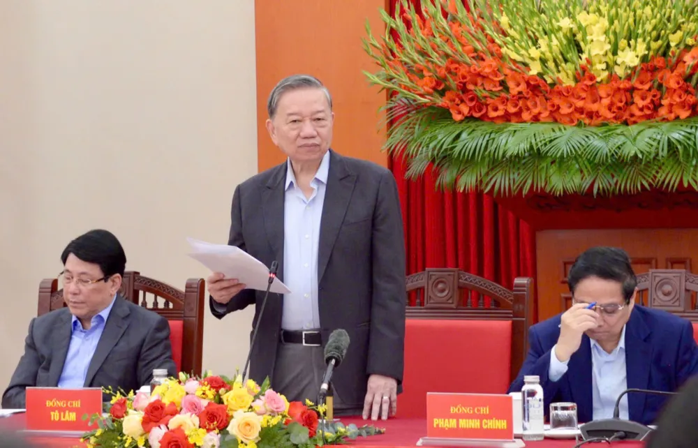 TBT lam viec To Van kien 2.jpg