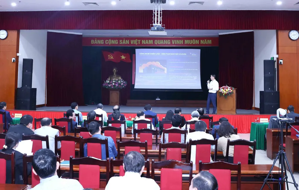 Anh Ban TGDVTW 3.jpg