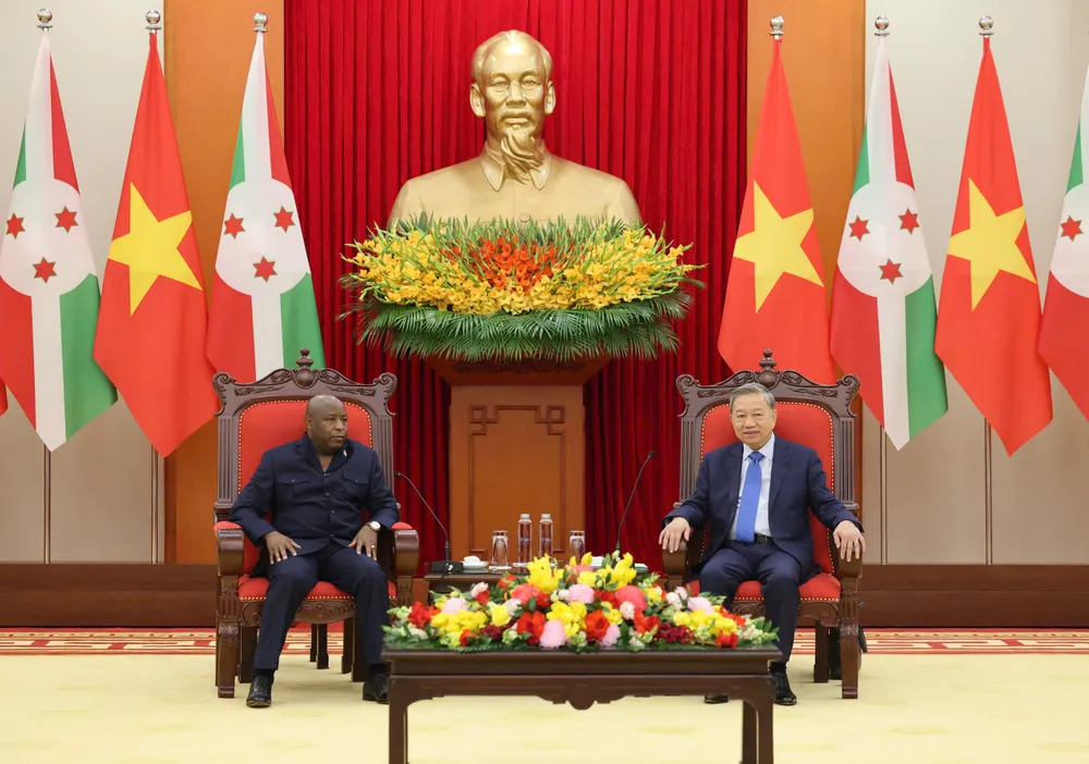 TBT tiep TT Burundi 3.jpg