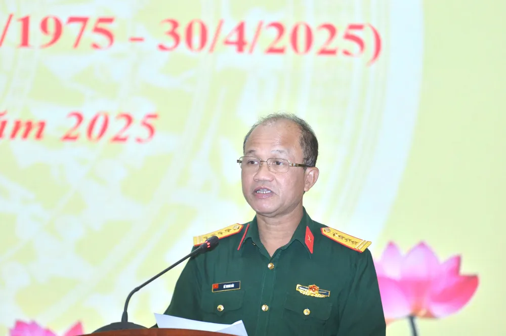 Anh hop bao HT khoa hoc 6.jpg