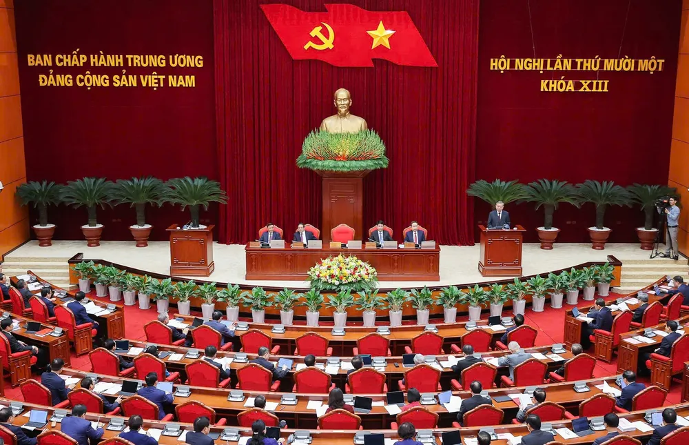 HN TW 11 phien khai mac 3.jpg