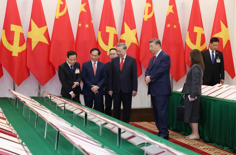 Anh sau Hoi dam 3.jpg