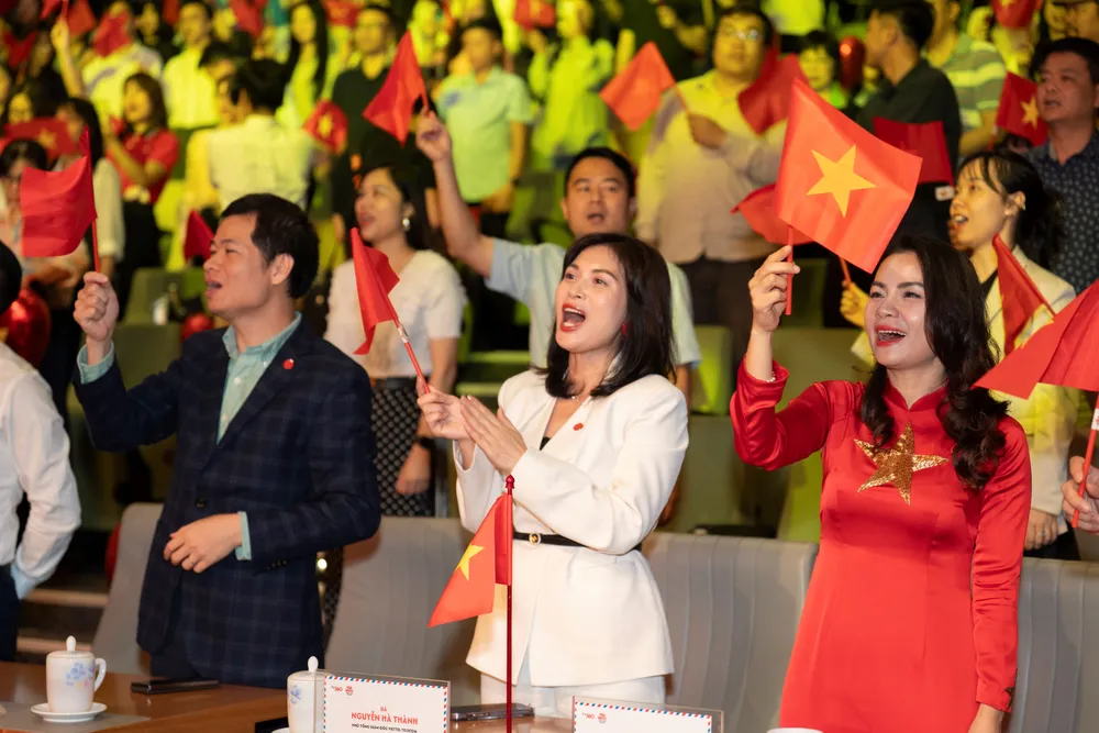 TV360 Yeu nuoc theo cach cua ban 5.jpg