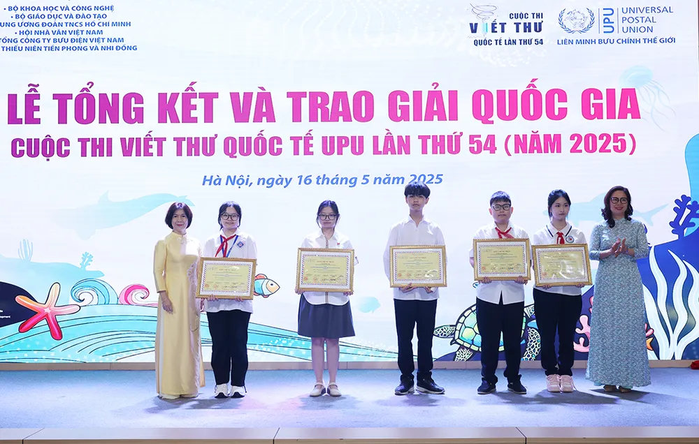 Cuoc thi UPU - Giai Ba.JPG