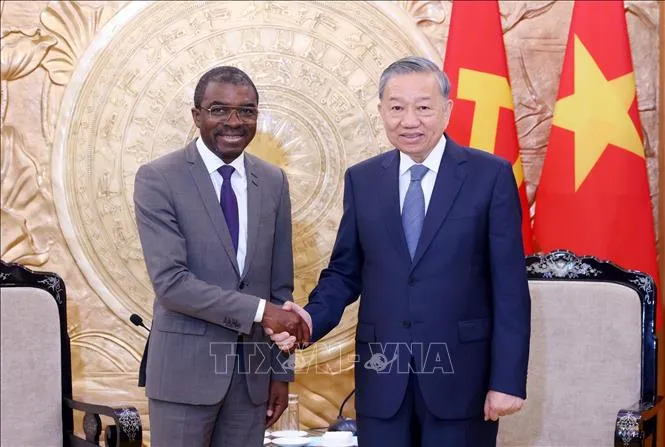 TBT To Lam tiep UNESCO - TTXVN.jpg