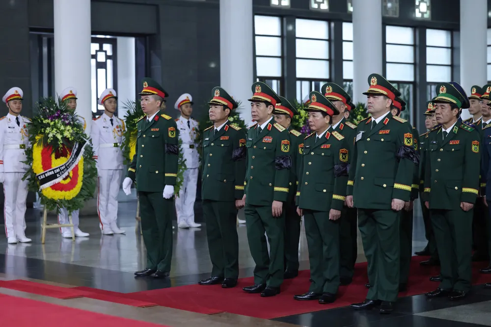 Doan Quan uy TW 2.jpg