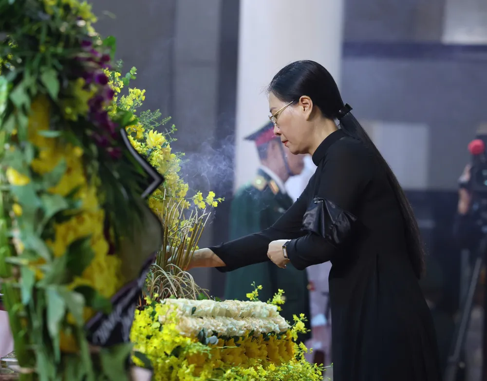 Doan Quang Ngai 4.jpg