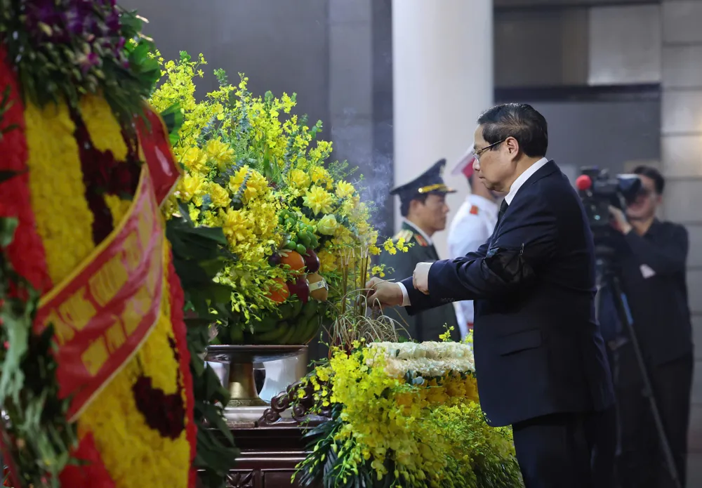 Doan Thu tuong 3.jpg