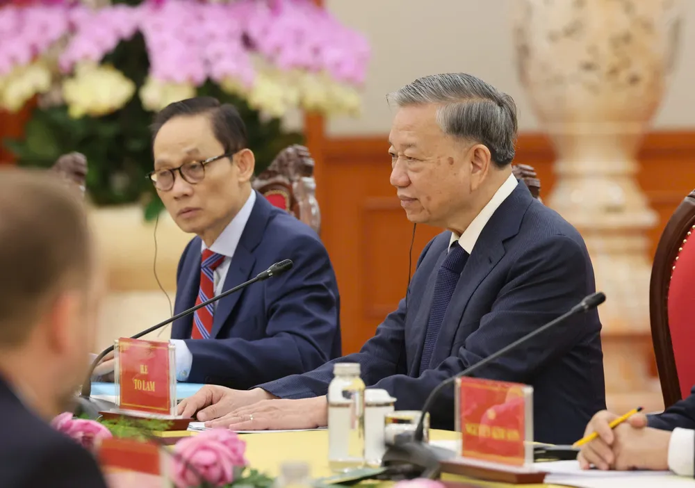 TBT tiep TT Hungary 4.jpg