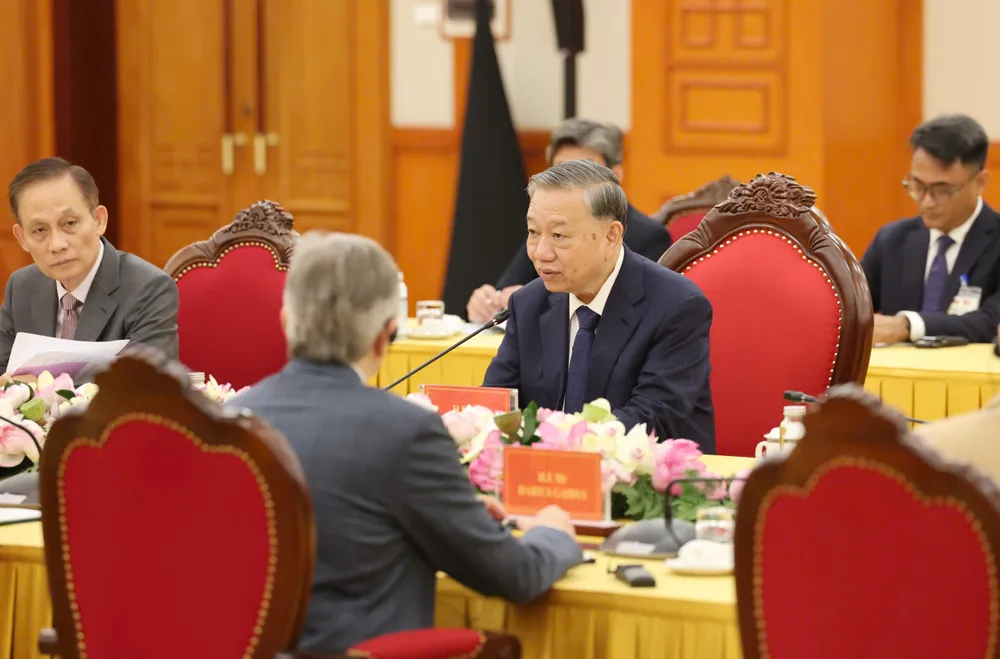 TBT tiep Tong thong Litva 2.jpg