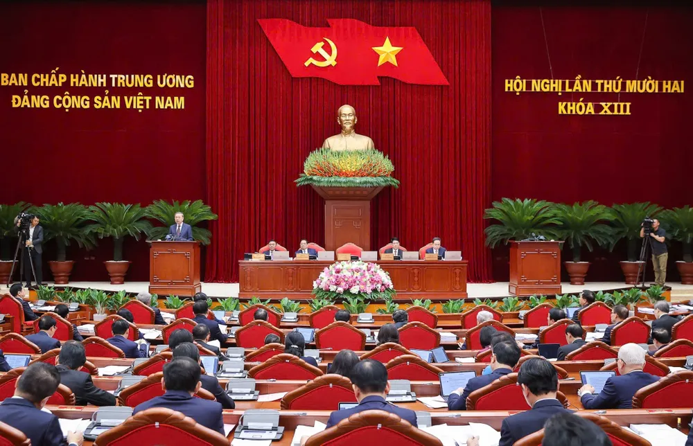 Quang cảnh phiên khai mạc Hội nghị Trung ương 12 khóa XIII, sáng 18-7-2025. Ảnh: VIẾT CHUNG