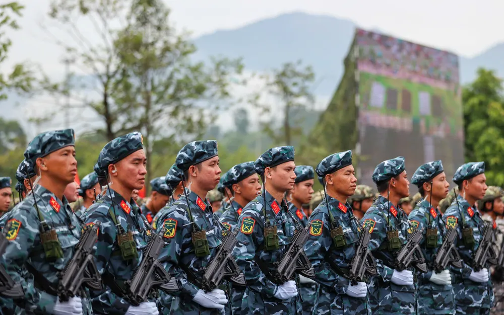 Anh Tong cuc Chinh tri kiem tra hop luyen 10.jpg