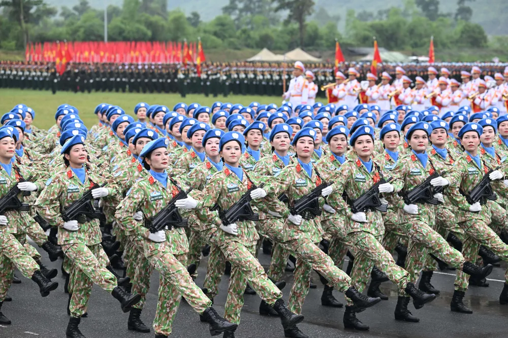 Tong Hop luyen 4 DBHD 15.JPG