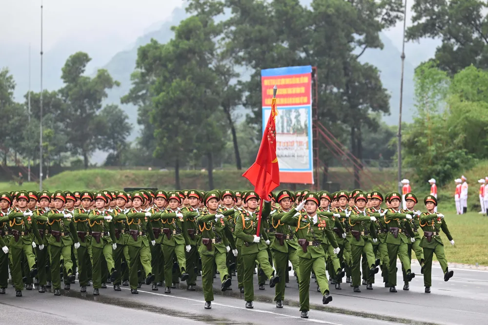 Tong Hop luyen 4 DBHD 20.JPG