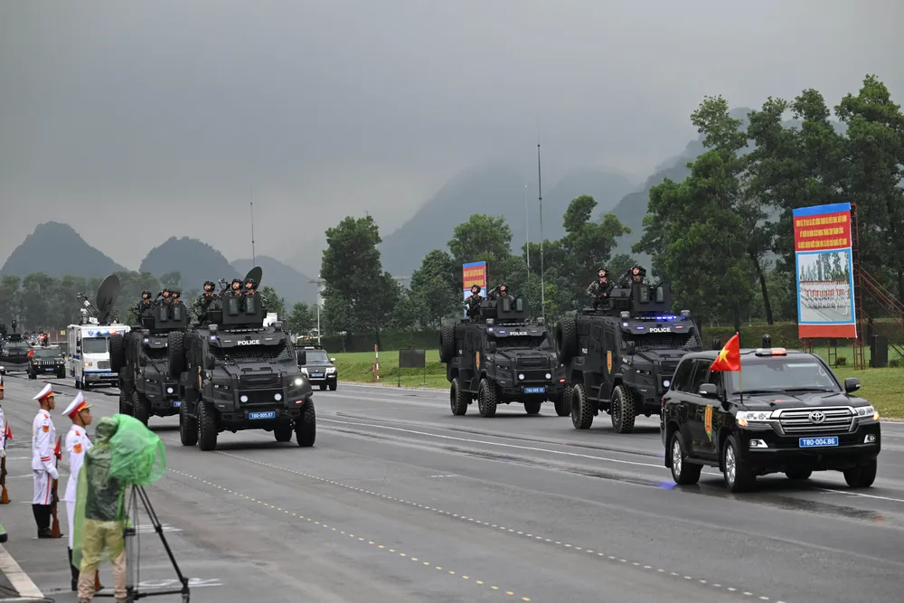 Tong Hop luyen 4 DBHD 34.JPG