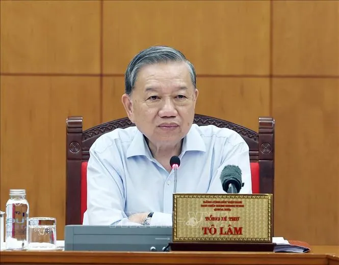 TBT To Lam lam viec Ban Chi dao Ngay le lon quoc gia.jpg