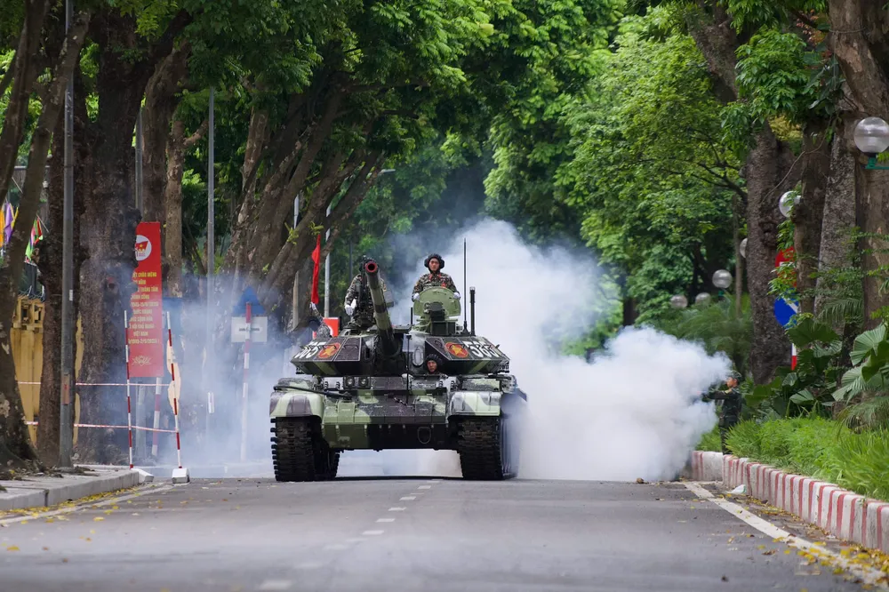 Xe phao quan su 5.jpg