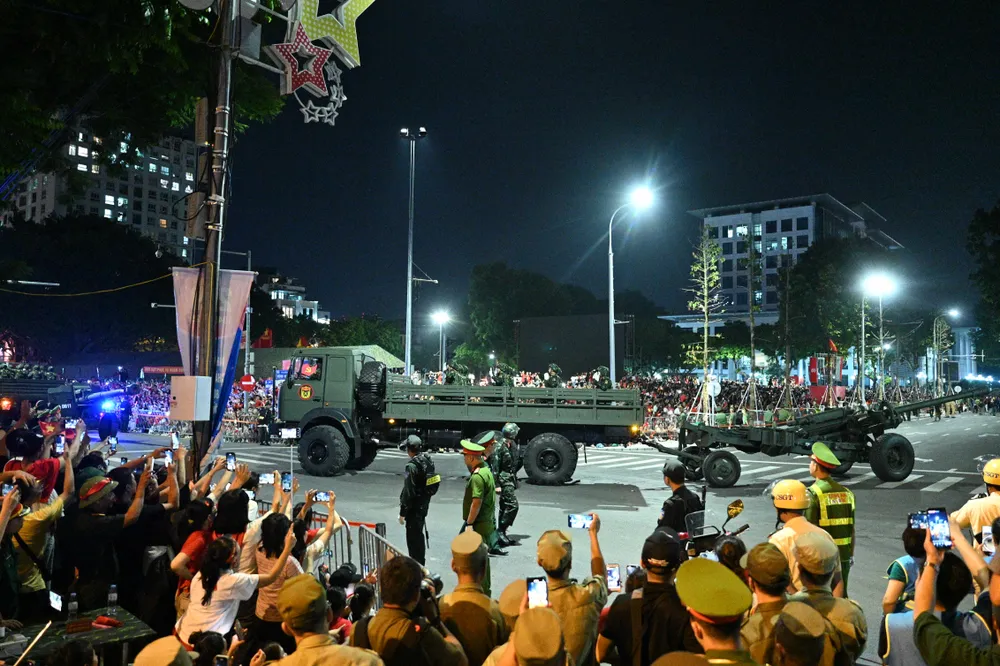 Xe phao tren duong 1.JPG