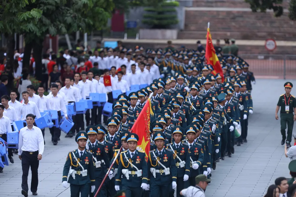 Tren Quang truong Ba Dinh 12.jpg