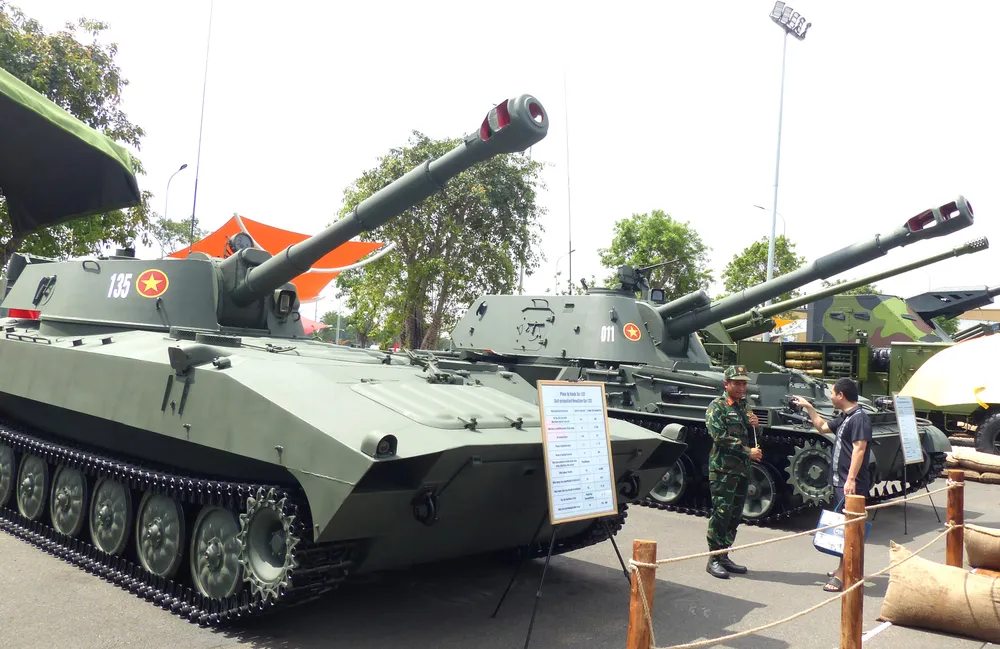 Trien lam khu BP 10.JPG