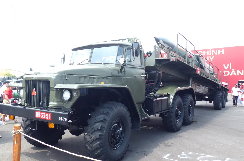 Trien lam khu BP 12.JPG