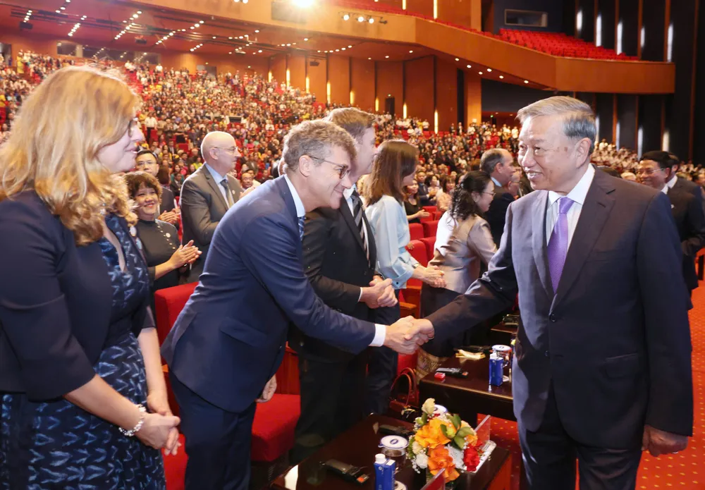 Anh Ky niem Bo KHCN 3.jpg