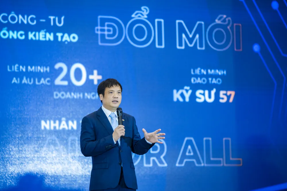 CEO FPT Nguyen Van Khoa phat bieu tai su kien2.JPG