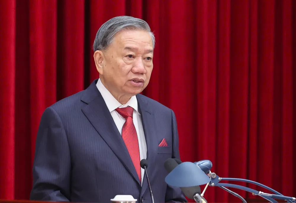 Khai mac HNTW muoi ba 10.jpg