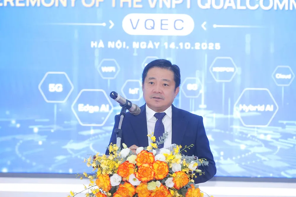 Anh VNPT- Qualcomm 3.jpg