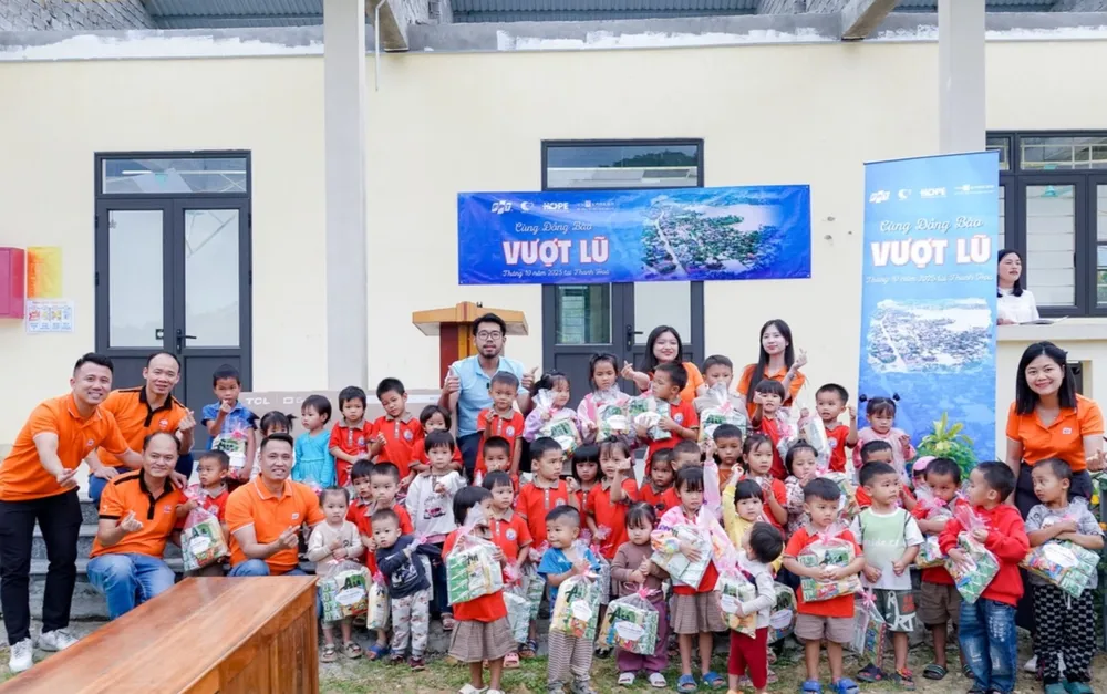 Anh FPT - TP Hue 5.jpg