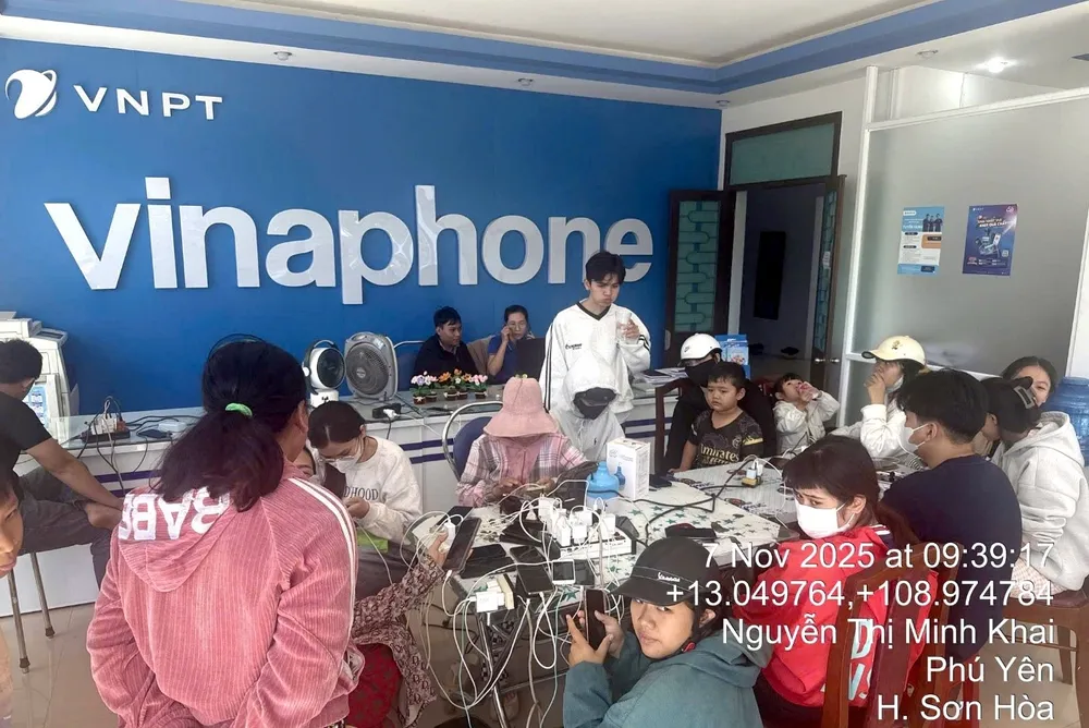 VNPT ket noi trong bao lu 4.jpg