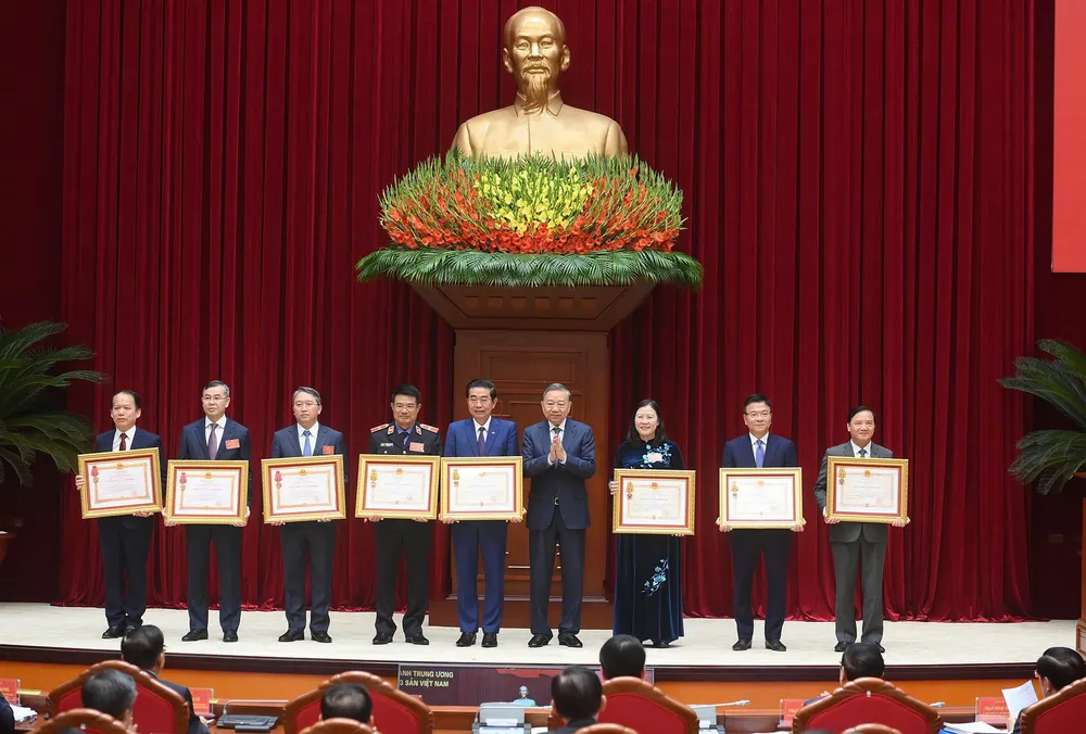 Hoi nghi PCTNTCLP toan quoc 10.jpg