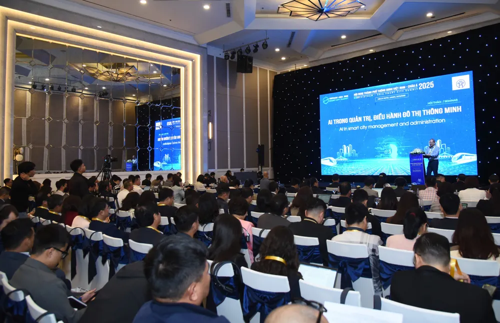 Anh HN thanh pho thong minh 5.jpg