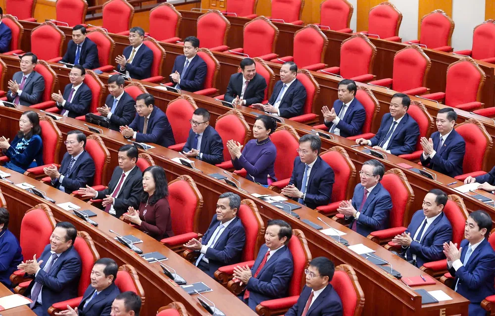 HN Trung uong 15 be mac 10.jpg