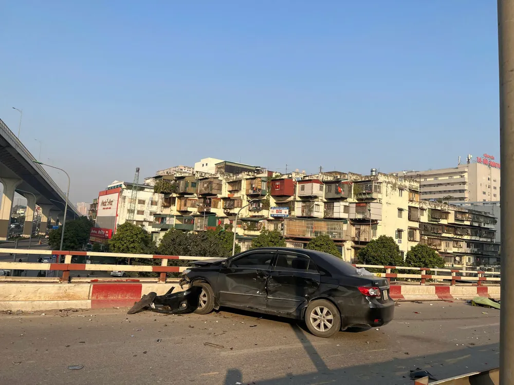 Tai nan cau vuot nga tu Vong 4.jpg