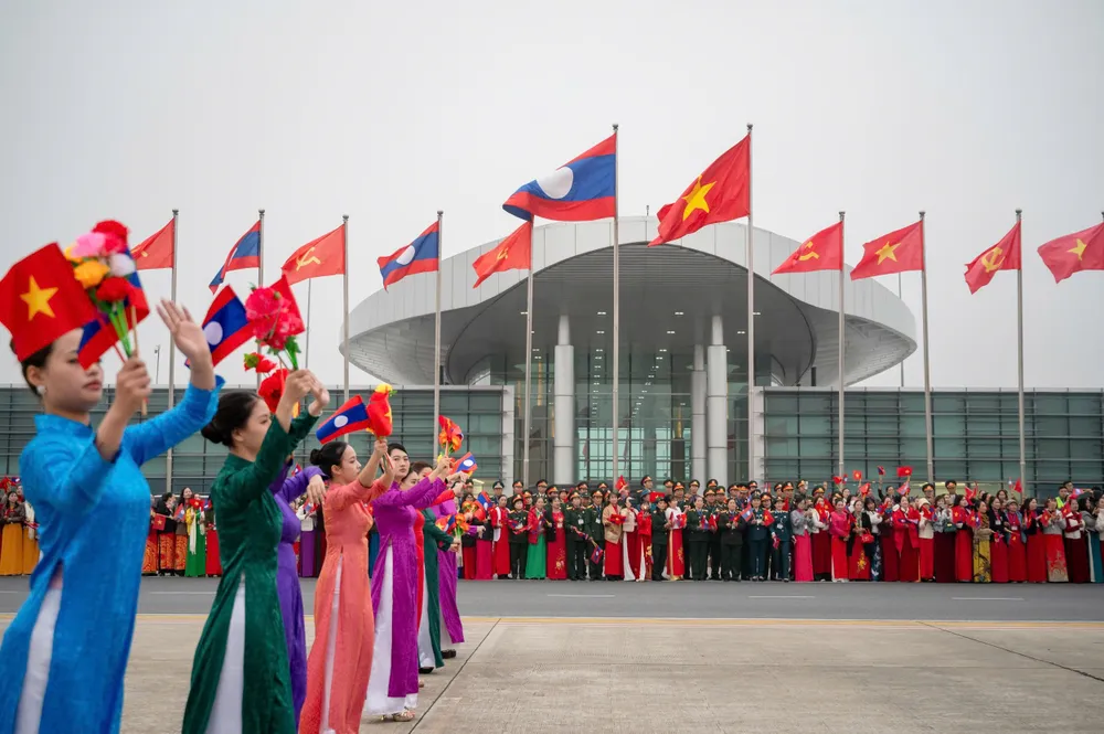 Anh don san bay Noi Bai 1.jpg