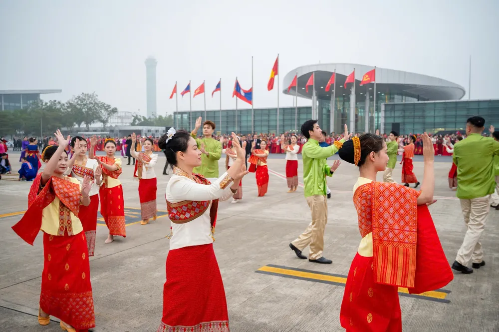 Anh don san bay Noi Bai 3.jpg